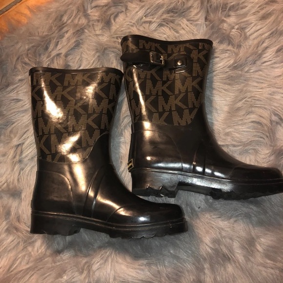 Michael Kors Rainboots - Picture 1 of 4